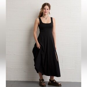 AE Scoop Neck Midi Dress